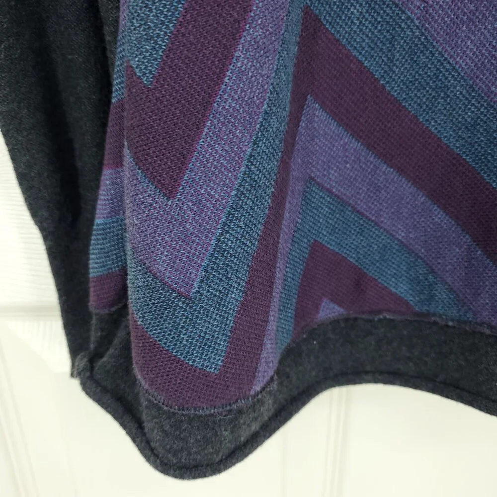 Free People Button Front Chevron V-Neck Sweater M Gray/Purple